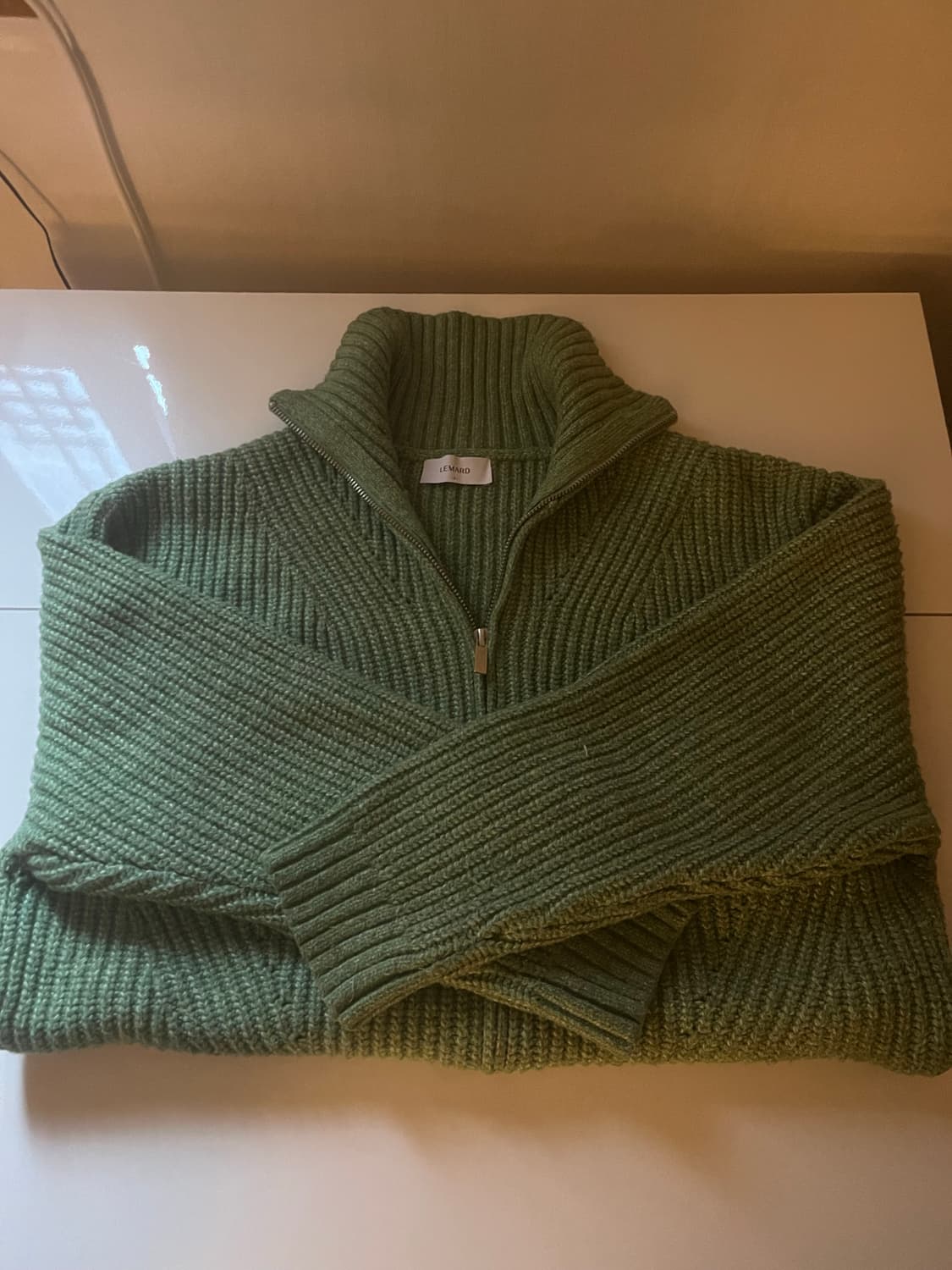 르마드 니트 집업 상품이미지1