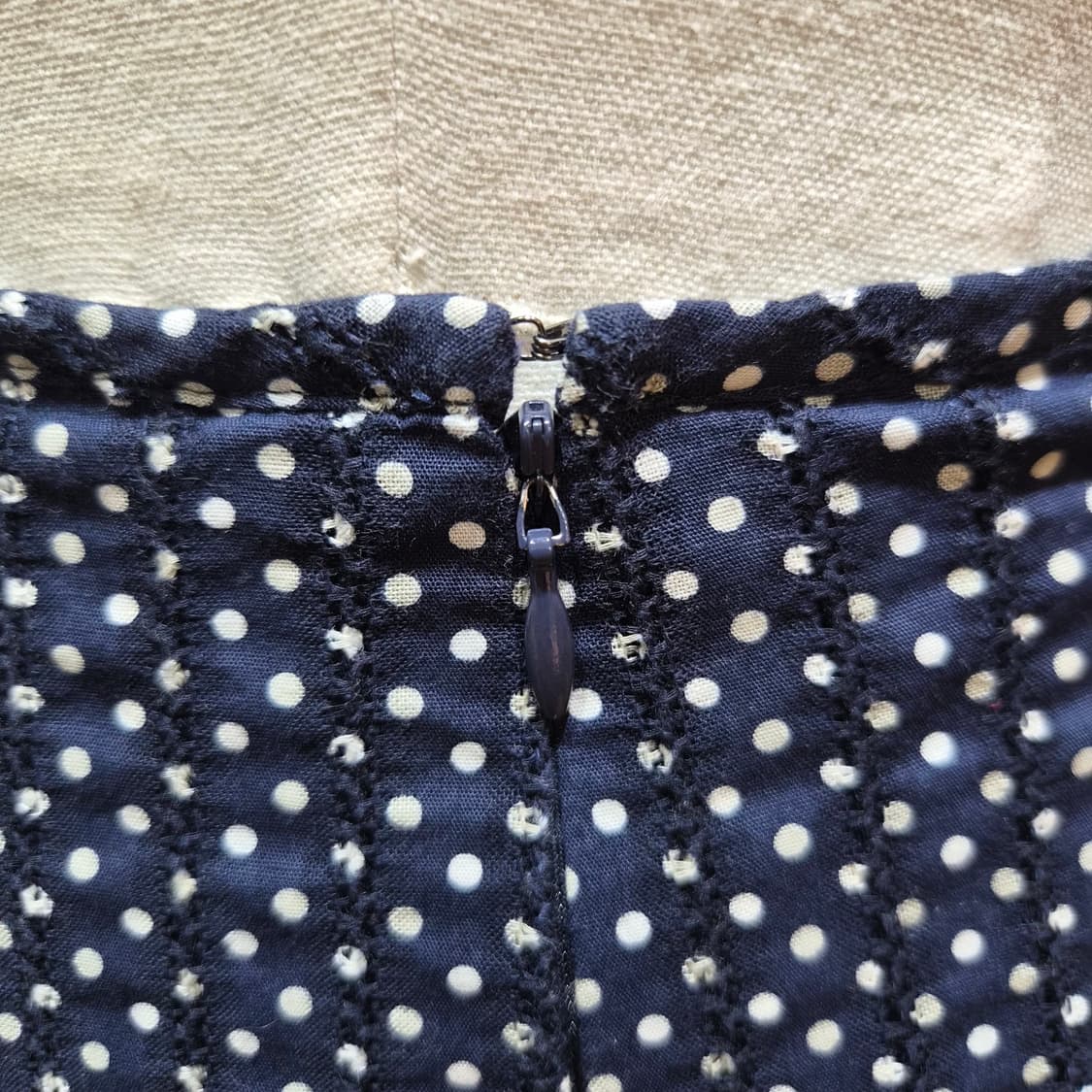 MELROSE claire 네이비 도트 플레어 미디스커트 상품이미지9