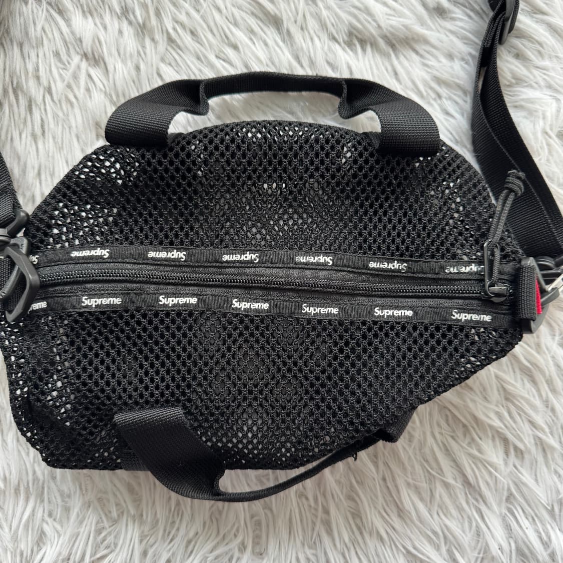 SUPREME 일본빈티지 슈프림 메쉬 미니 더플백 블랙 23ss 가방 상품이미지5