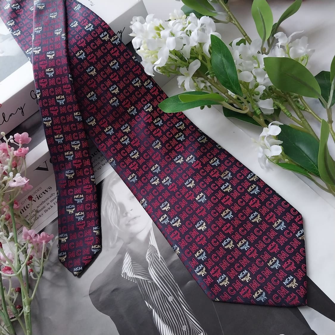 MCM 실크 퍼플 로고 올오버 넥타이 9.3cm A+등급 K1463
 상품이미지3