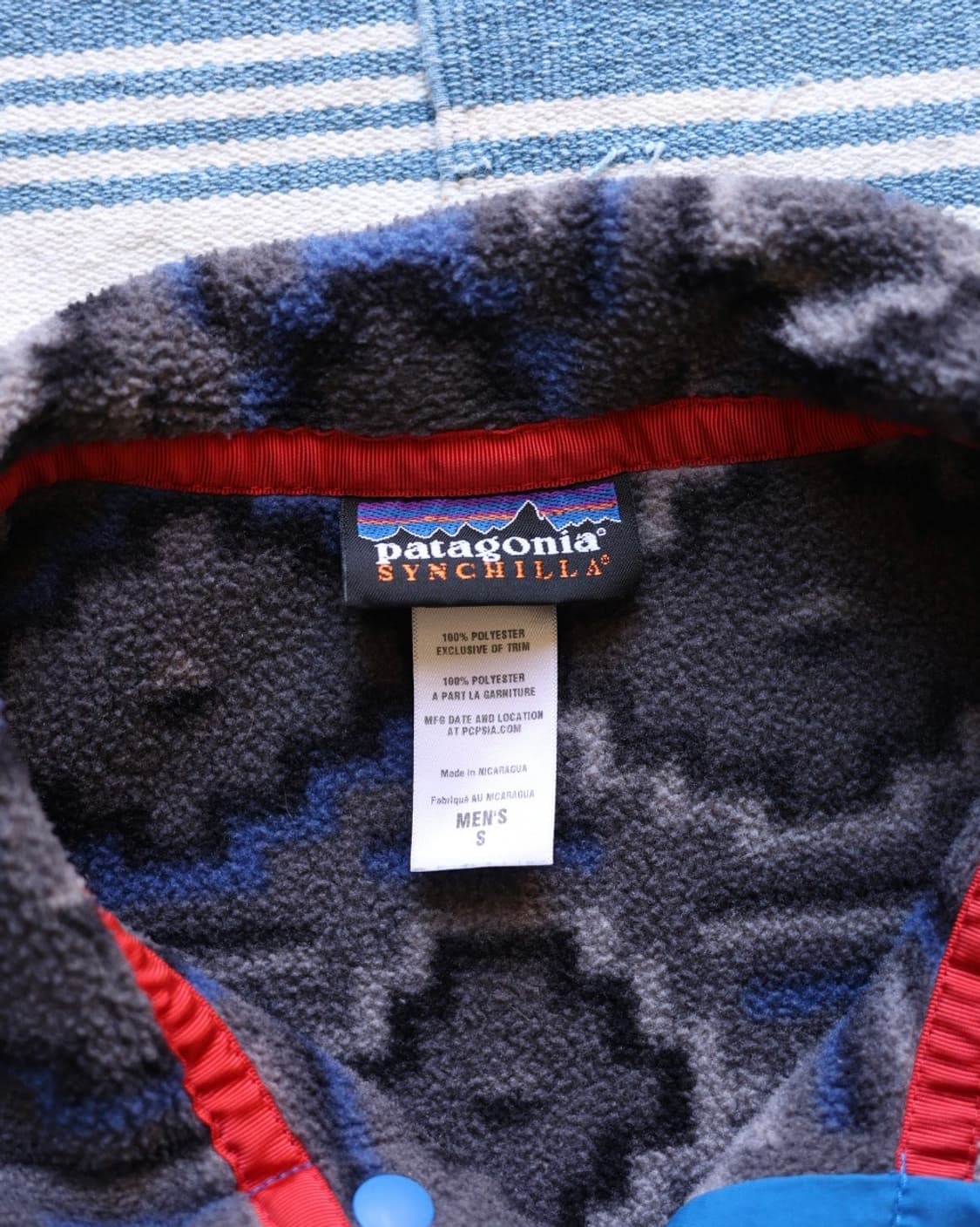 파타고니아 10s YFO 패턴 아즈텍 신칠라 스냅티 플리스 상품이미지2