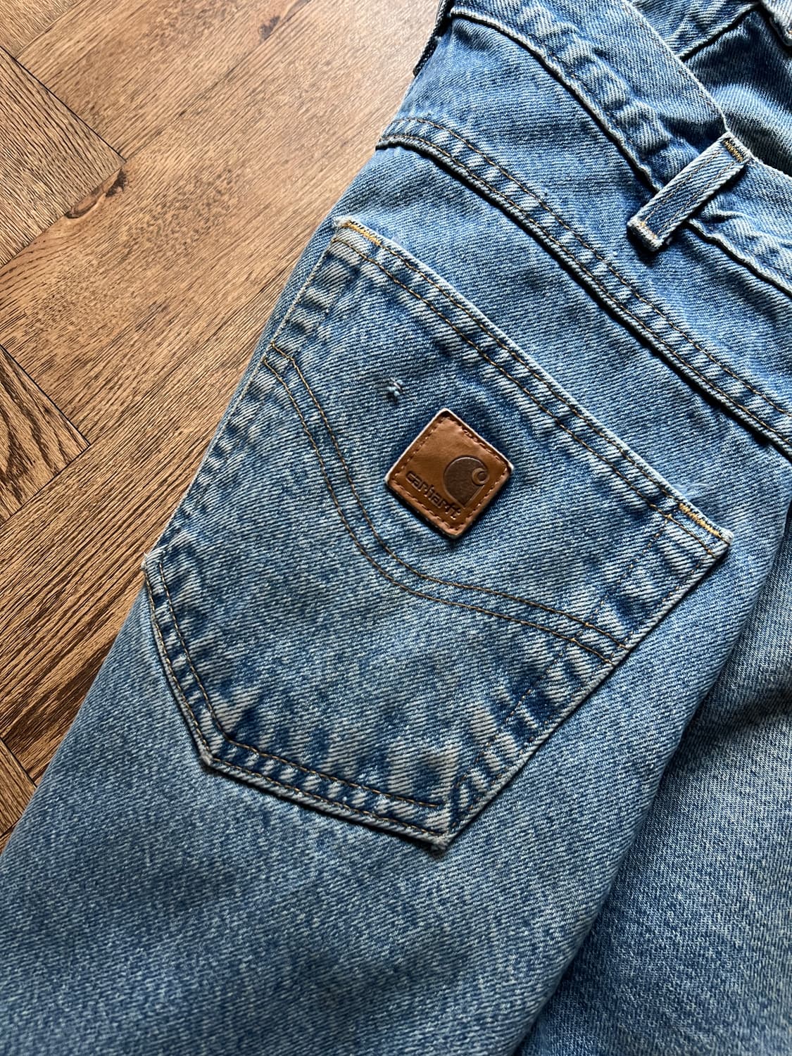 [32]칼하트 USA 플리스 라이닝 더티워싱 워크 데님 팬츠 상품이미지7