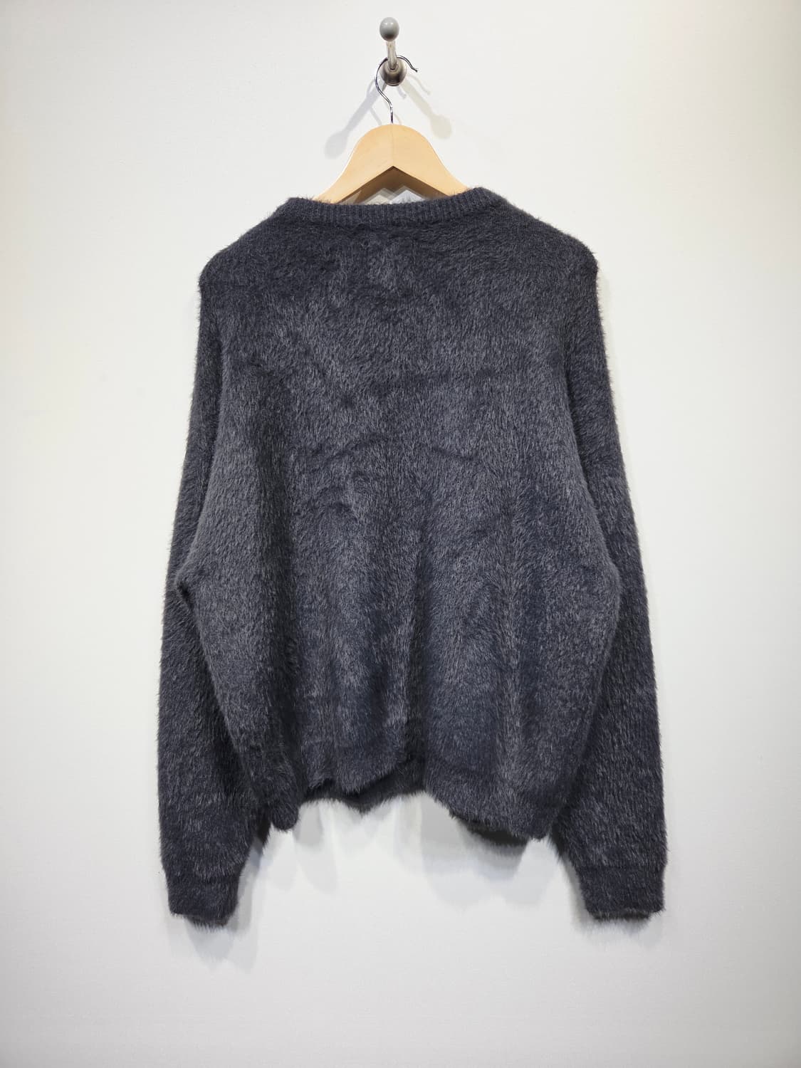 디미트리블랙 차콜 헤어리 라운드 니트 상품이미지6