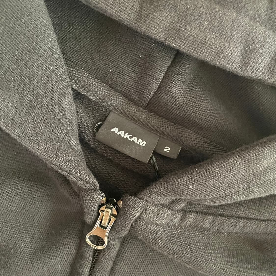 아캄 워시드 로고 후드집업 블랙 Washed Logo Zip-Up  상품이미지3