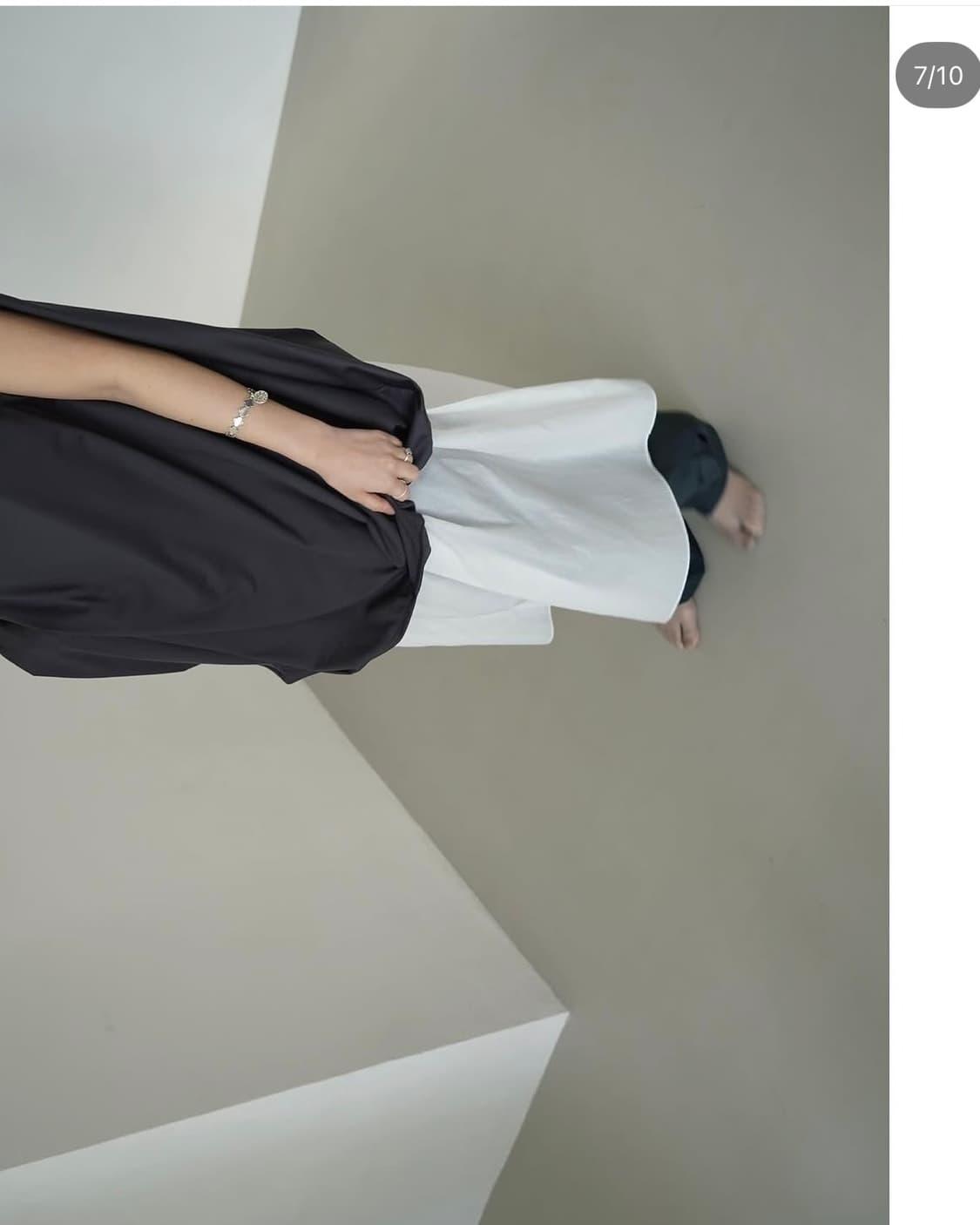 포코포스카 OVAL COWL NECK TOP 차콜 상품이미지3