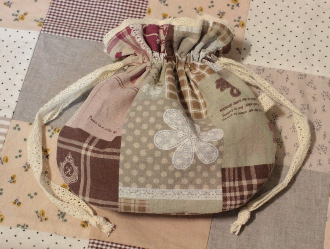 핸드메이드 패치워크 무늬 레이스 스트링 파우치 상품이미지4