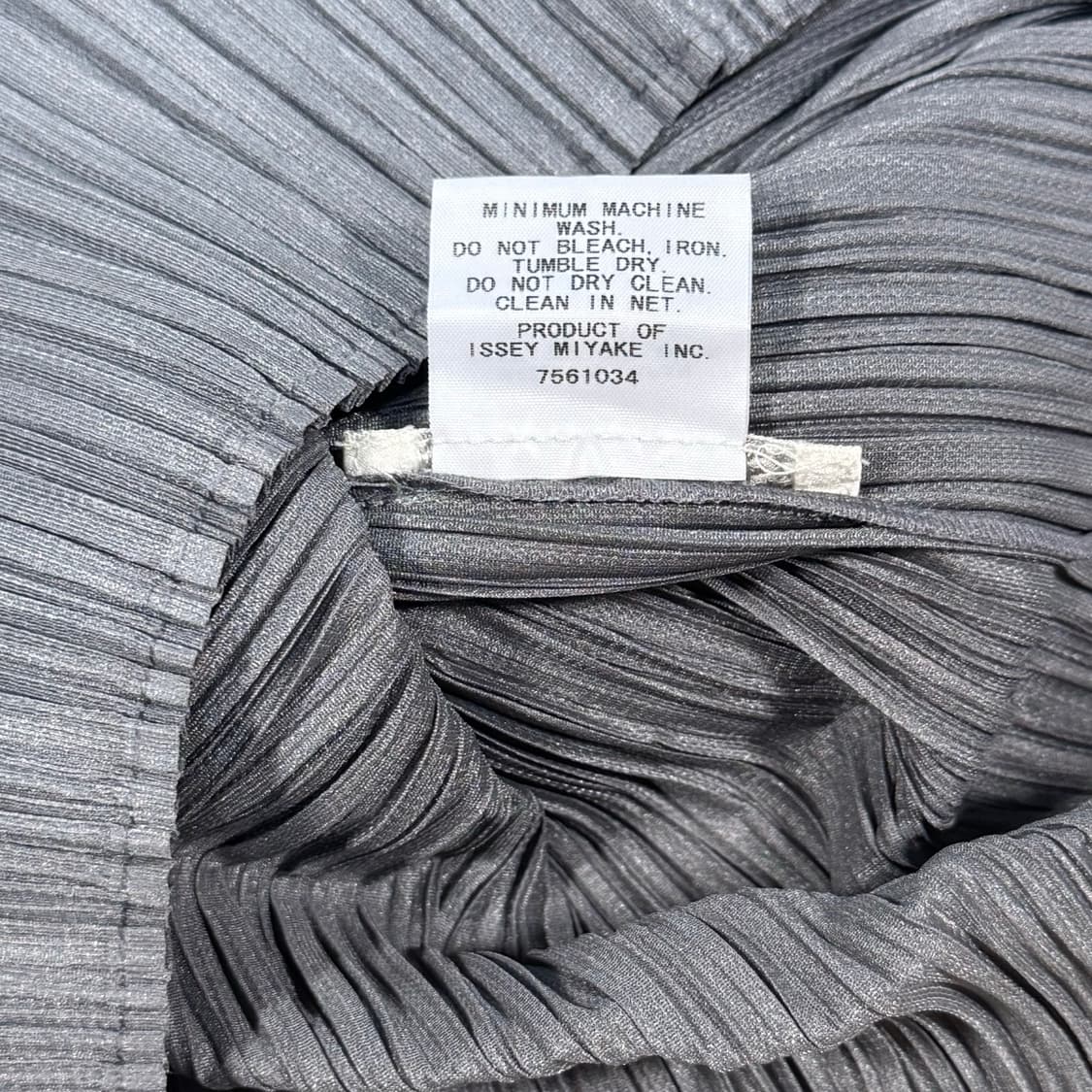 Pleats Please Gray Long Sleeve Top 상품이미지6