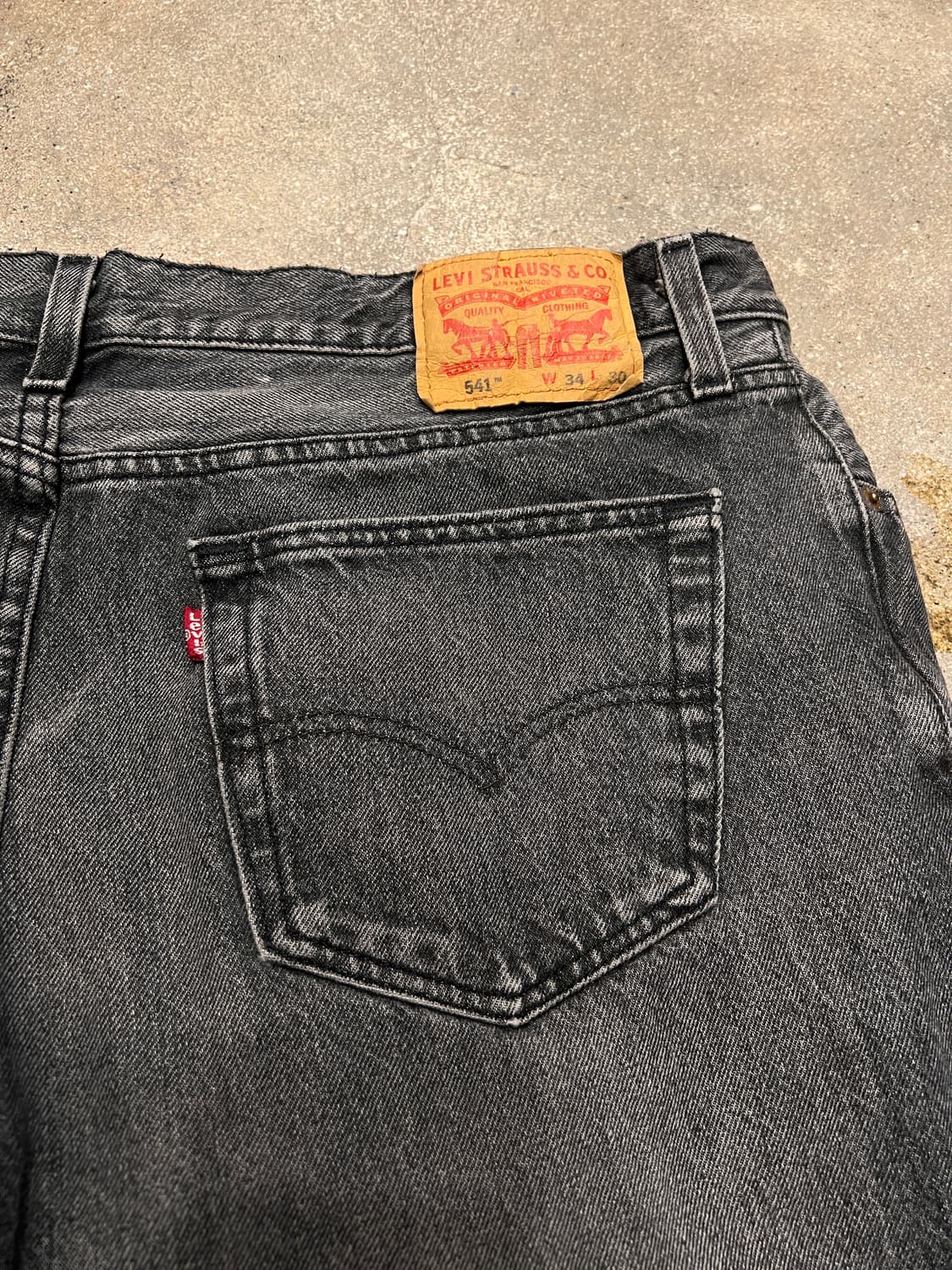 리바이스 541 블랙 34X30 상품이미지4