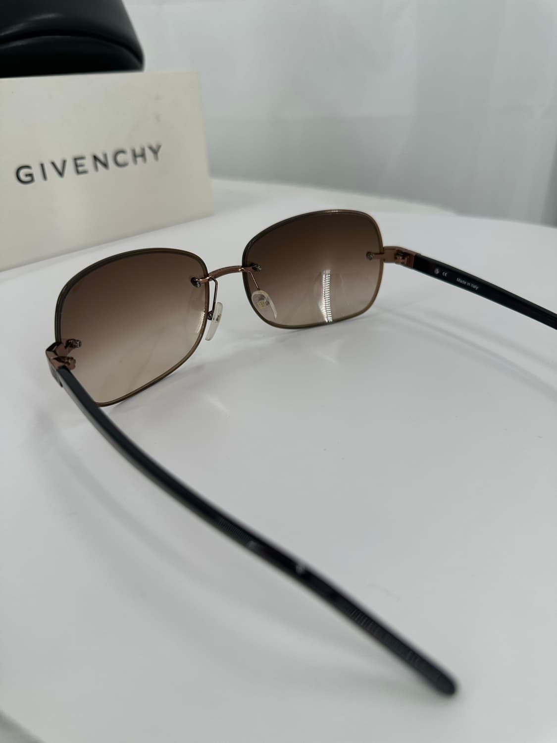 [새상품 무료배송] 정품 지방시 Made in Italy 선글라스 상품이미지5