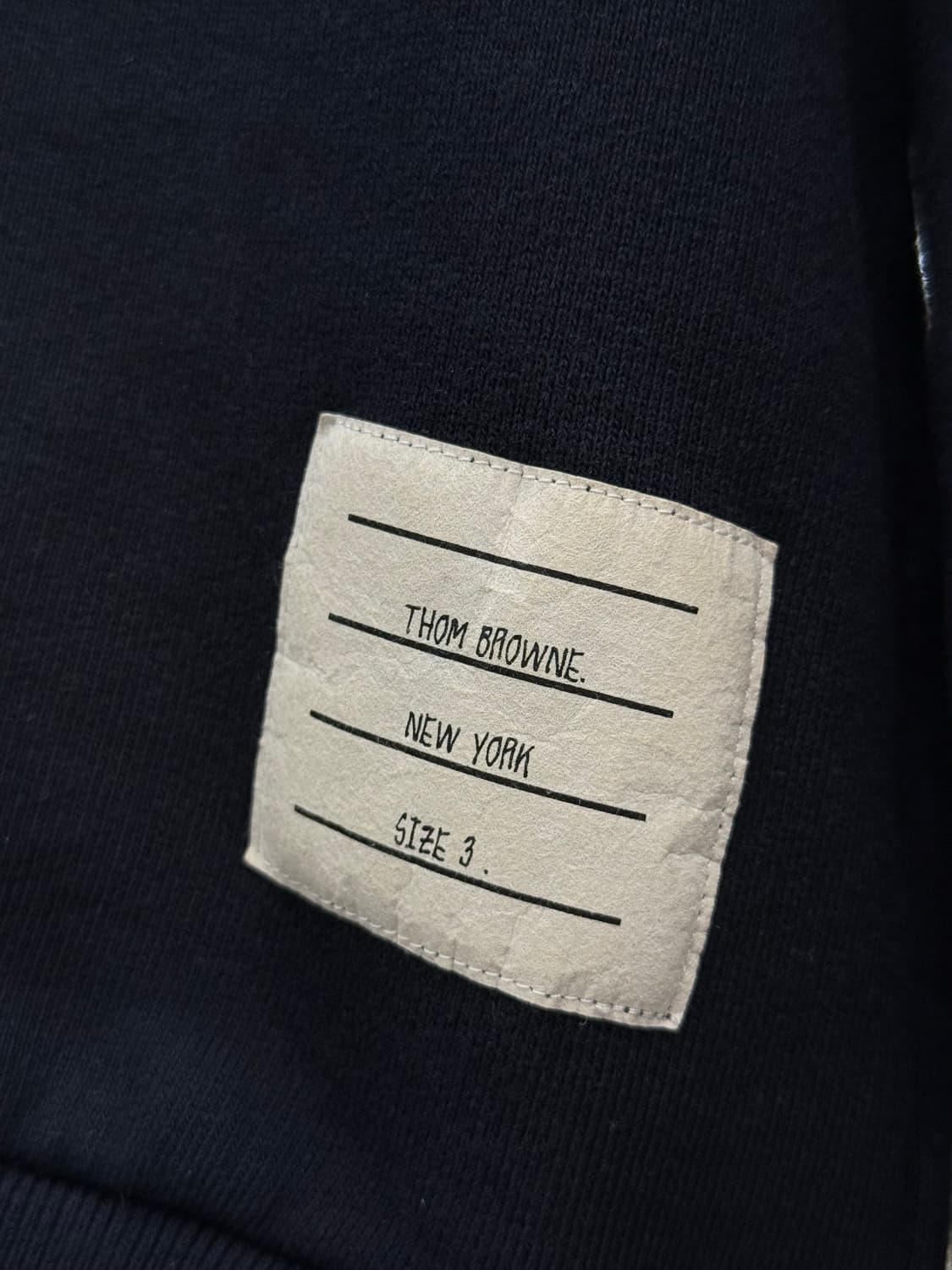 [3] 톰브라운 백삼선 맨투맨 상품이미지3