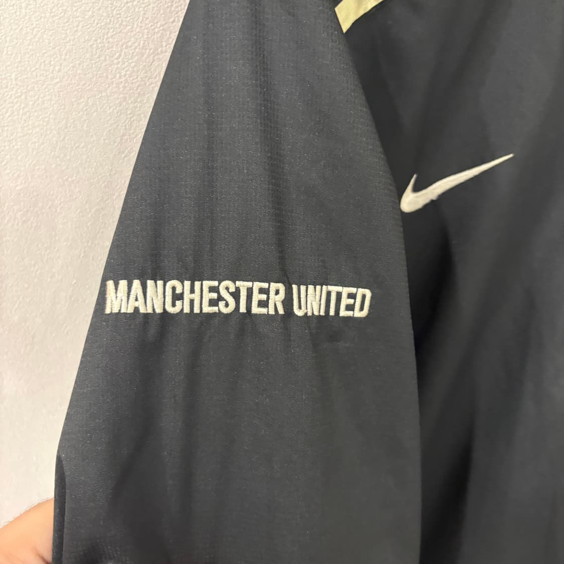 나이키 맨체스터 유나이티드 블랙 바람막이 95 상품이미지4