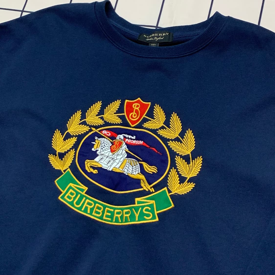 새상품 버버리 아카이브 빅로고 맨투맨(정품) 상품이미지4