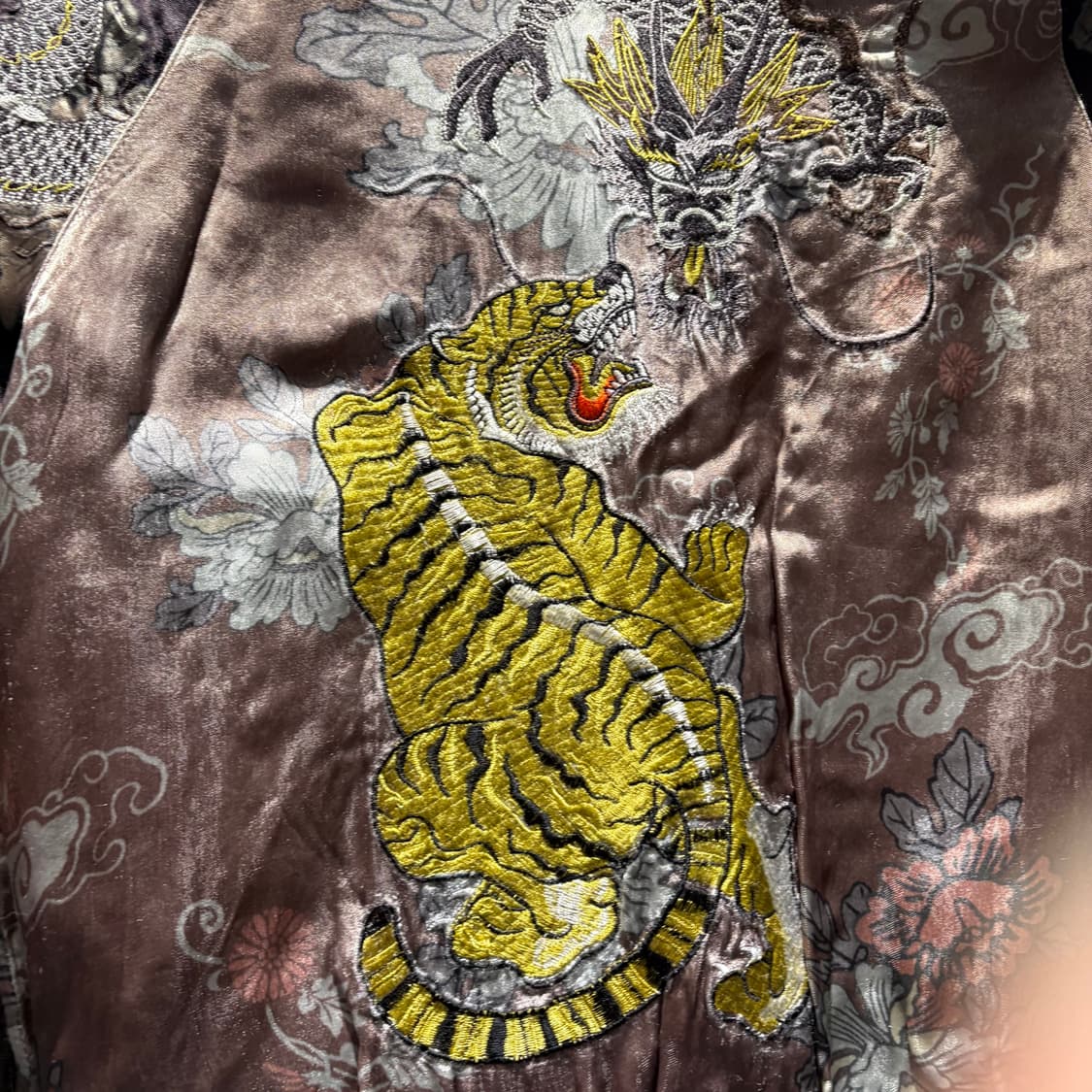 빈티지 호랑이,용 자수 바시티 자켓 상품이미지6