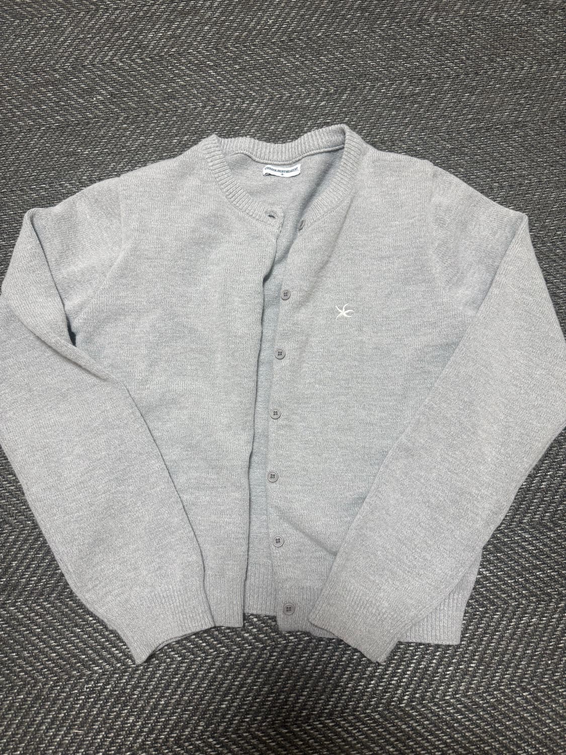 더콜디스트모먼트 미니로고 가디건 M 상품이미지1