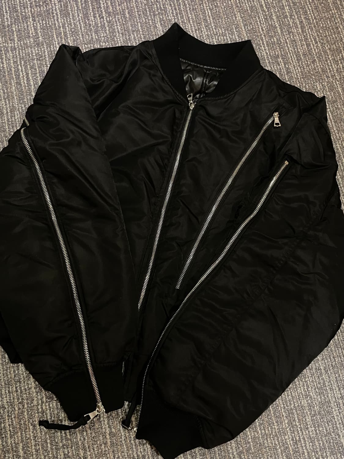 그레일즈 초판 멀티지퍼 봄버 상품이미지1