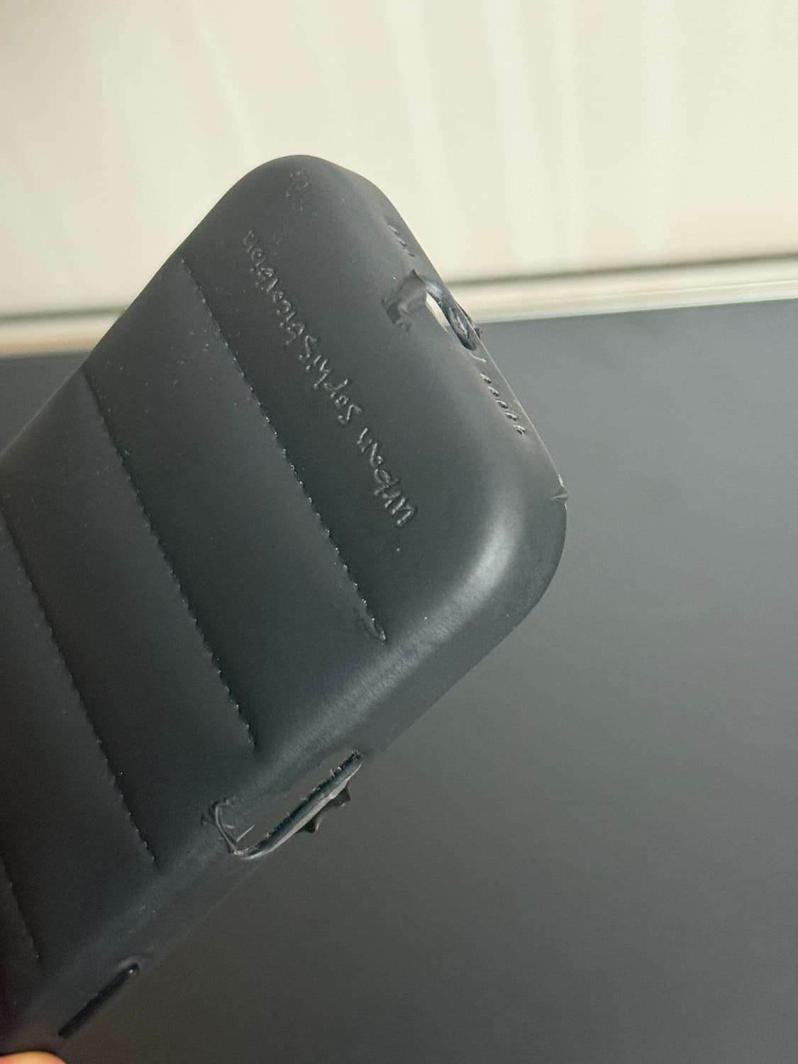 어반소피스티케이션 푸퍼케이스 블랙 16pro 상품이미지7