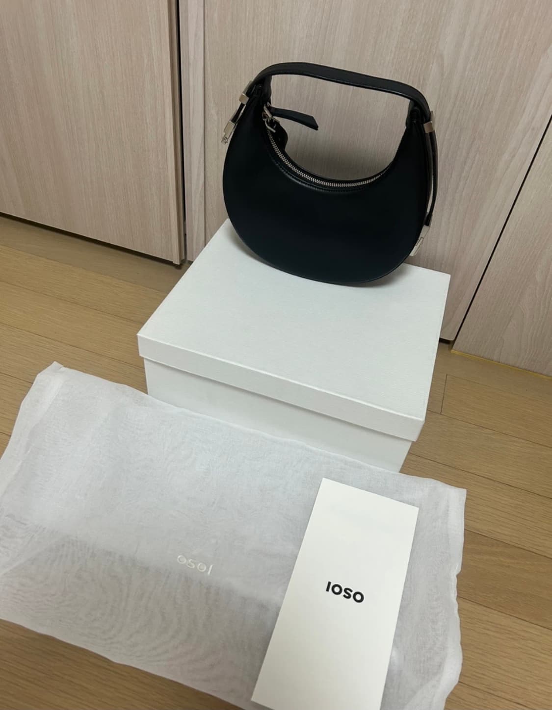 오소이 토니미니백 블랙 새상품 상품이미지1