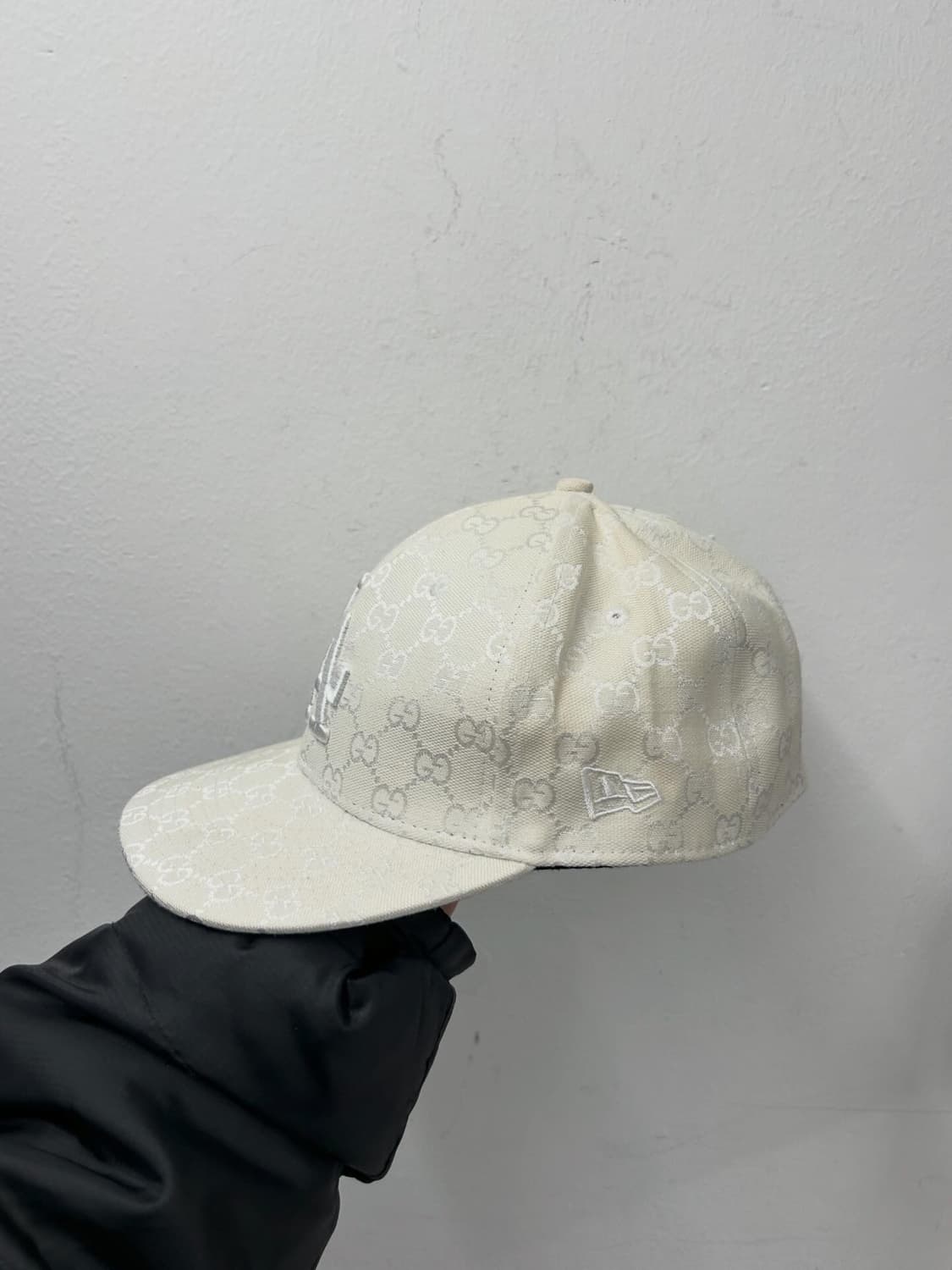 뉴에라 X 구찌 모자 상품이미지4