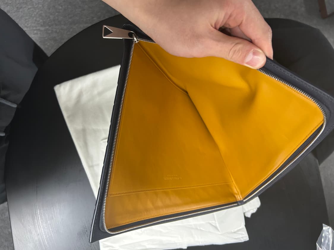 보테가베네타 클러치백 상품이미지3