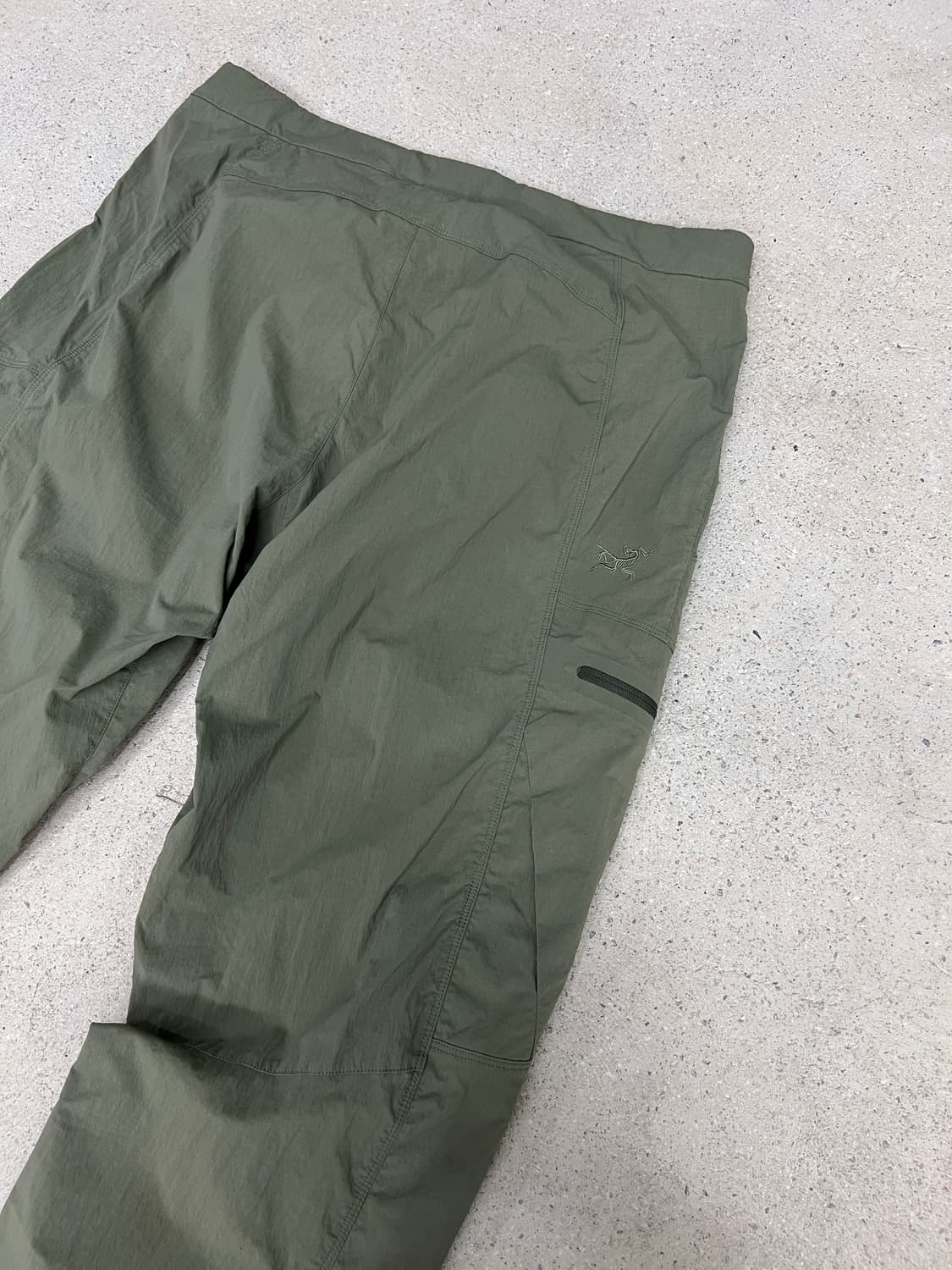 아크테릭스 카키 펠리세이드 팬츠 상품이미지5