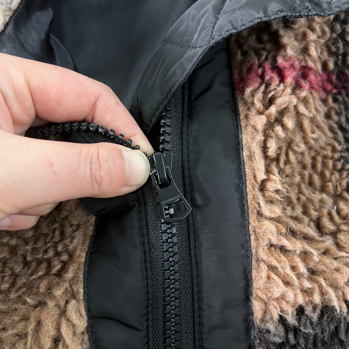 100 버버리 21FW 노바체크 캐시미어 양털 플리스 자켓 상품이미지4