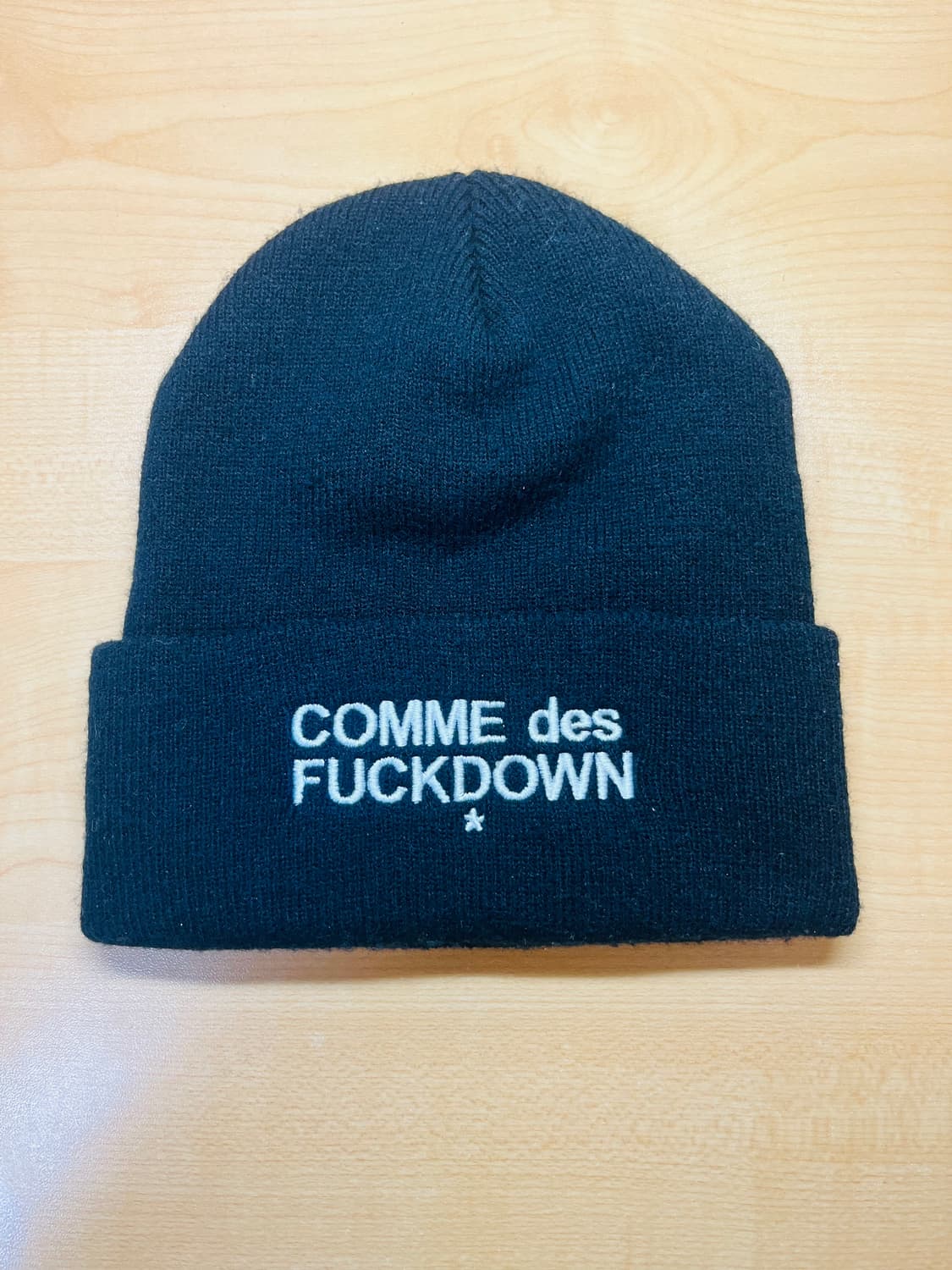 꼼데퍽다운 비니 상품이미지1