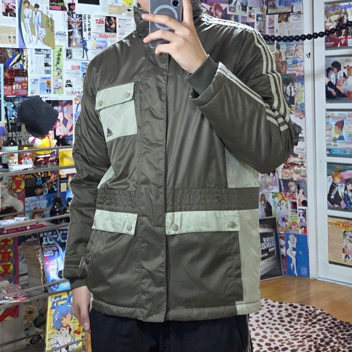 JPN 00'S 아디다스 올드스쿨 카키 패딩 점퍼 상품이미지1
