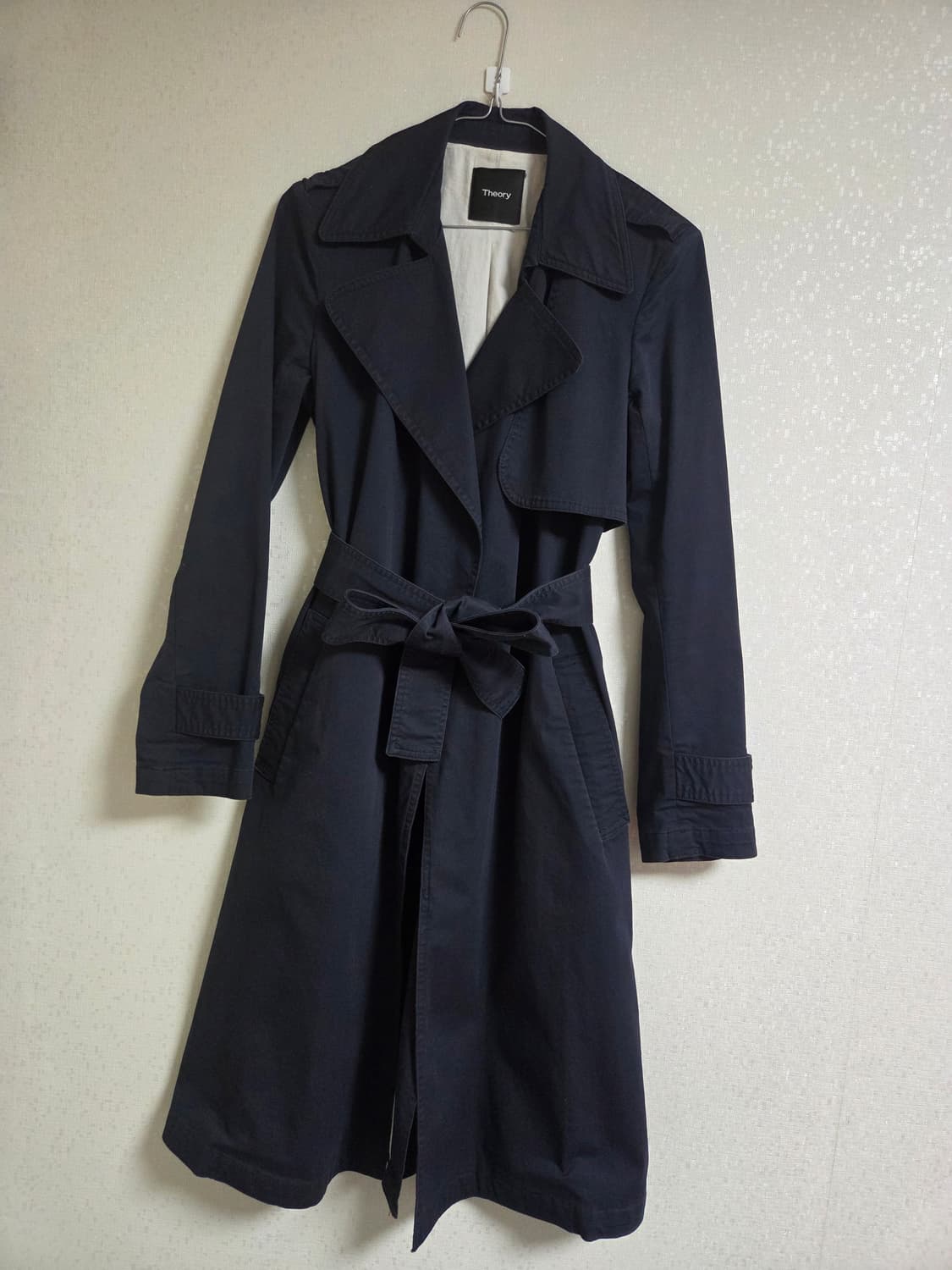 띠어리 트렌치 코트 상품이미지1