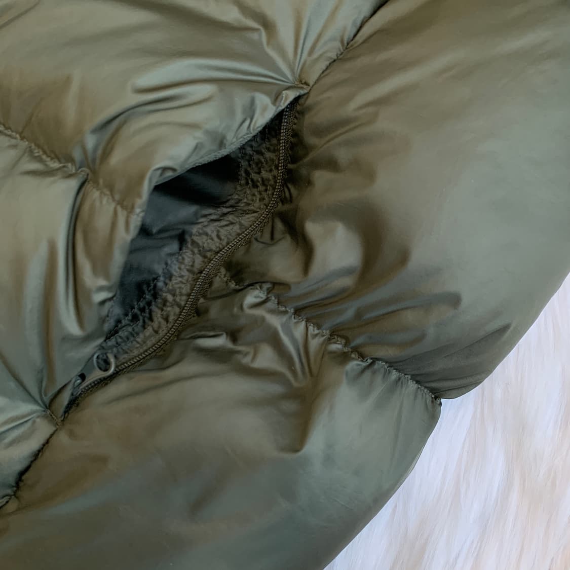 유니클로 울트라 라이트다운 볼륨 패딩 1775 상품이미지5