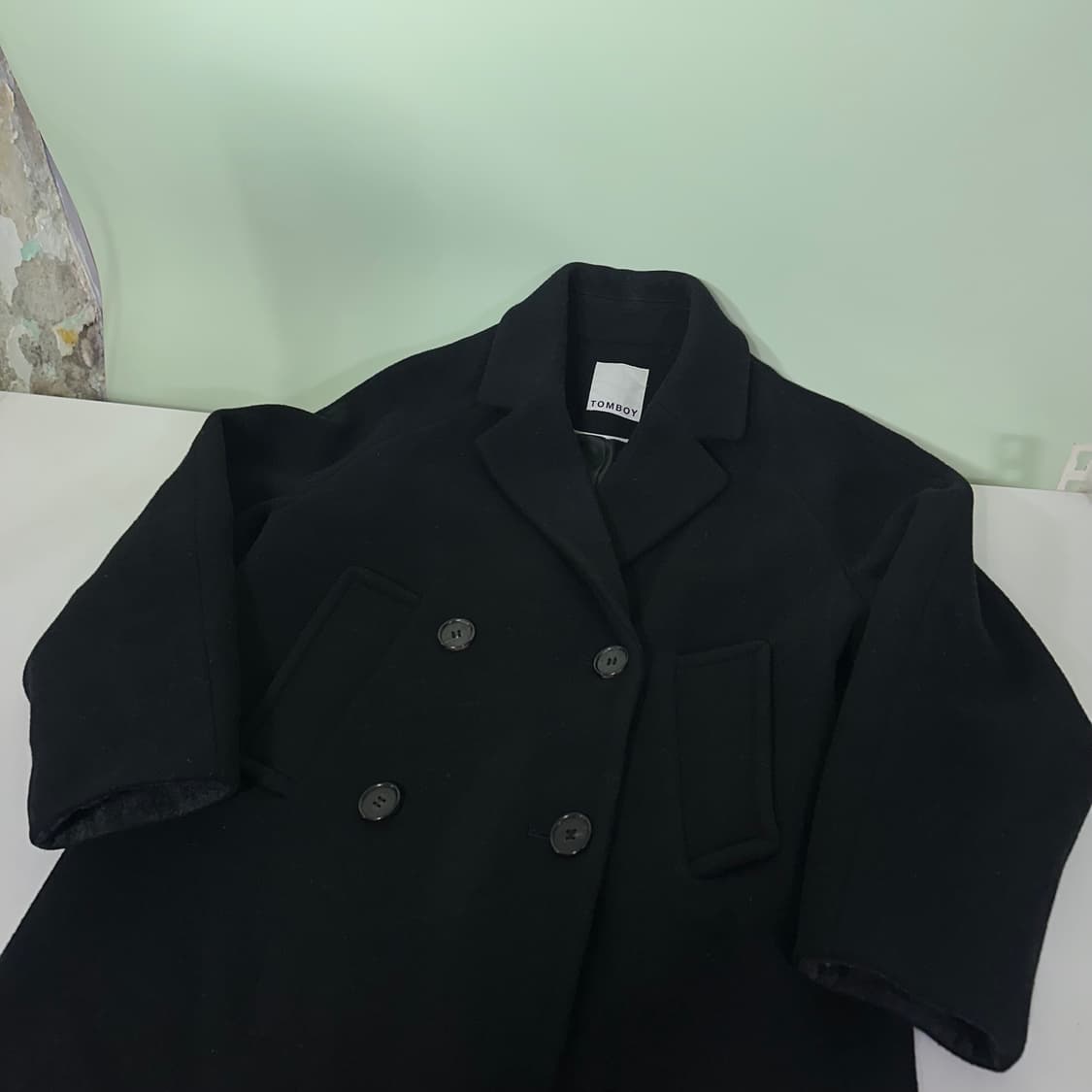 우먼OS 스튜디오톰보이 블랙 카라넥 울 더블코트 상품이미지1