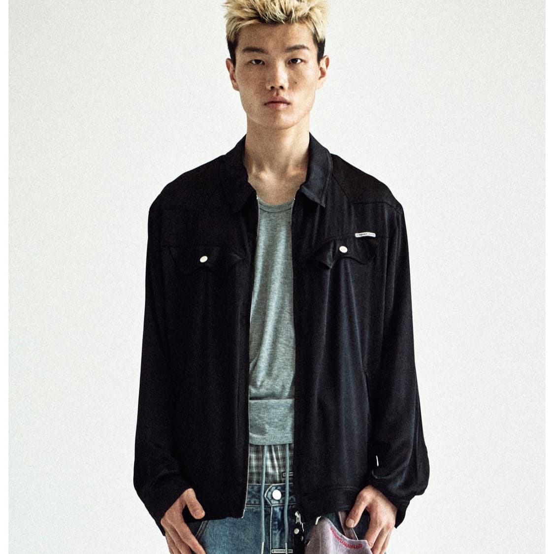 더바이닐하우스 SATIN COLLAR SINGLE JACKET BLACK 상품이미지3