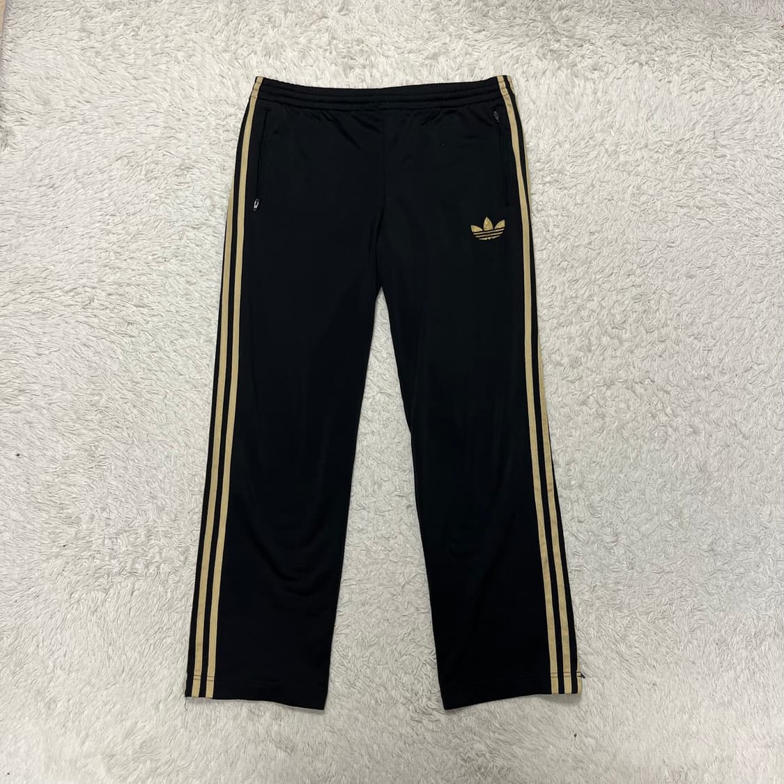 Adidas black gold Firebird track pants 상품이미지4