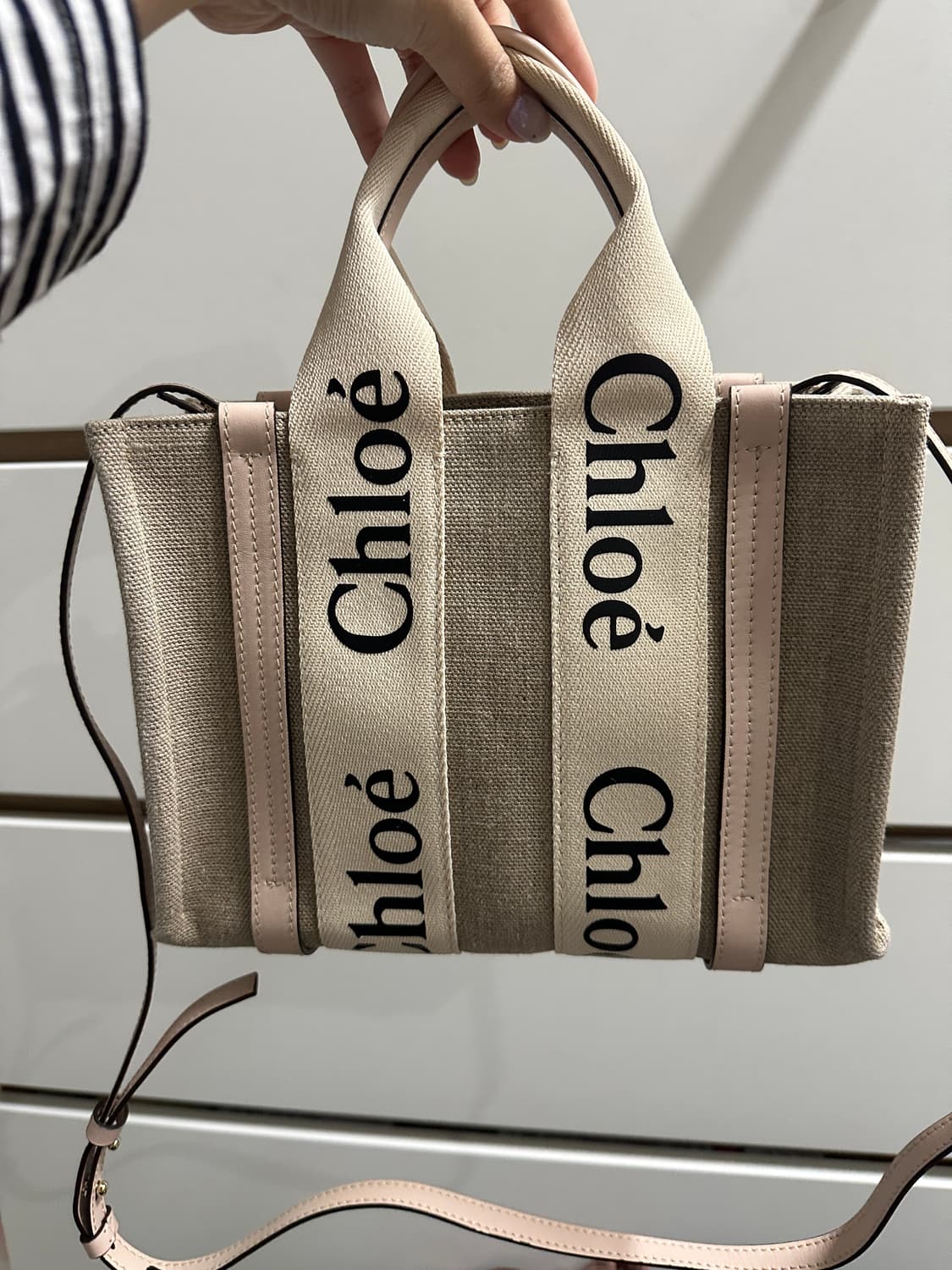 끌로에 우디백 스몰 토트백 상품이미지4