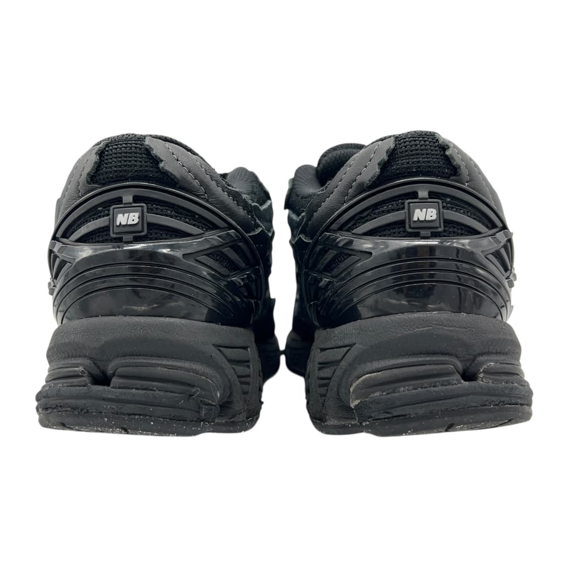 240 뉴발란스 1906D 프로텍션 팩 블랙 실버 메탈릭 상품이미지5