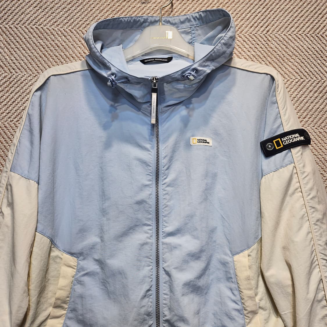 내셔날지오그래픽 우븐 바람막이  상품이미지2