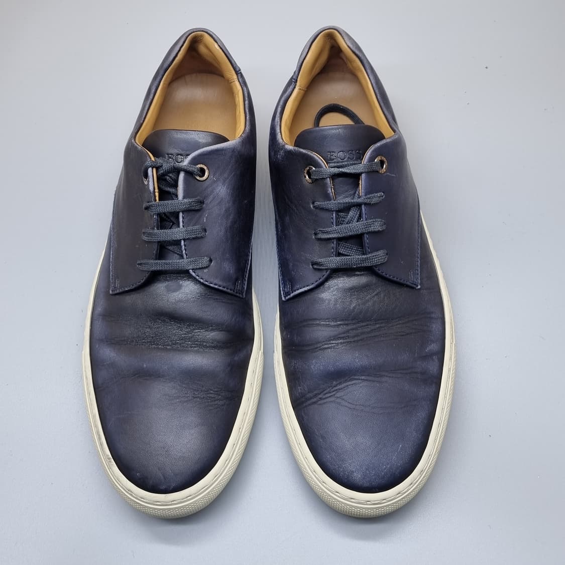 휴고보스 남성가죽스니커즈43 275-280 상품이미지2