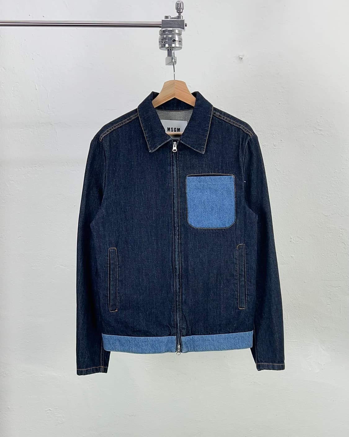 msgm 진청 배색 웰트 포켓 스티치 데님 풀집업 셔츠 자켓 상품이미지1