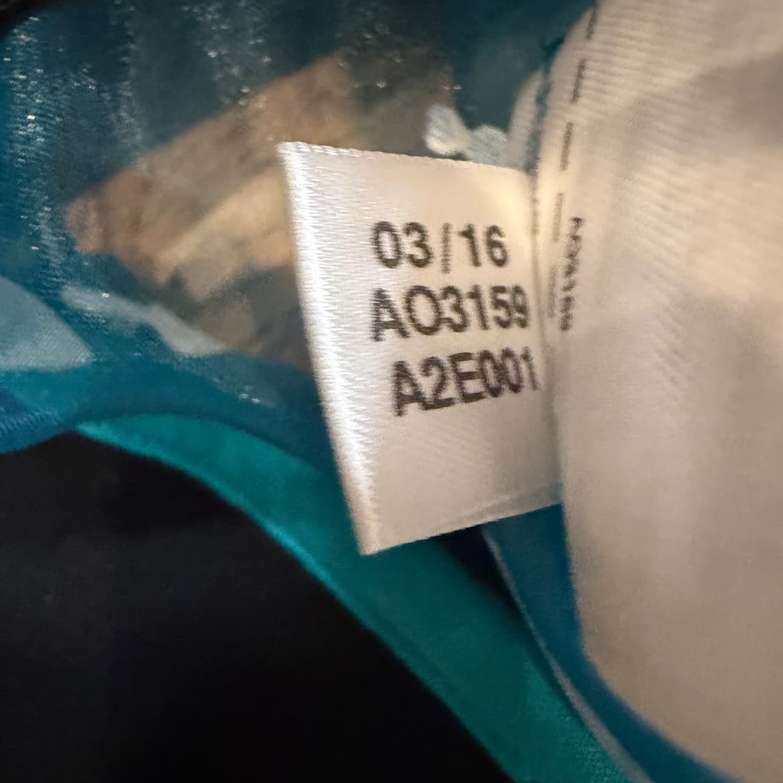 아디다스 x 퍼렐 윌리엄스 시스루 플라워 봄버 재킷 상품이미지5