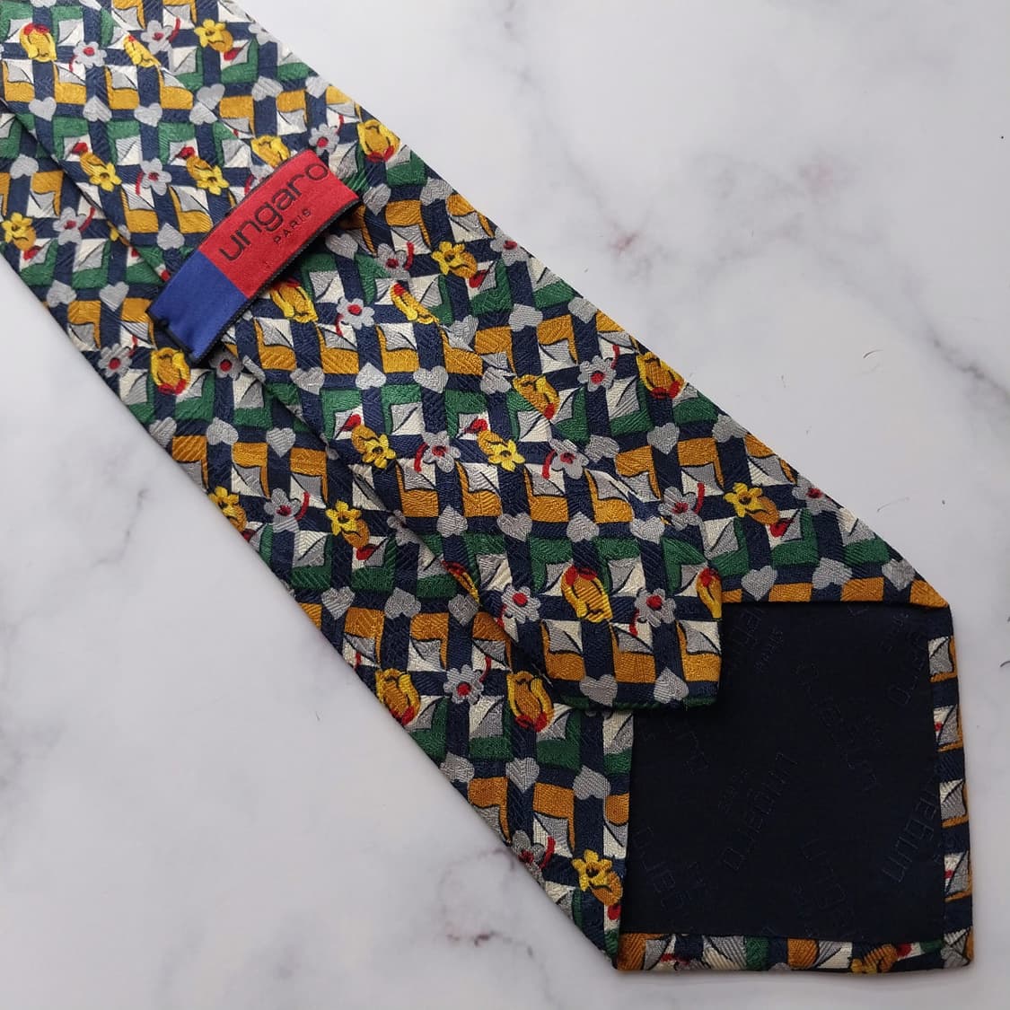 웅가로 실크 네이비&옐로 플로럴 넥타이 9.9cm A+등급  K1234
 상품이미지8