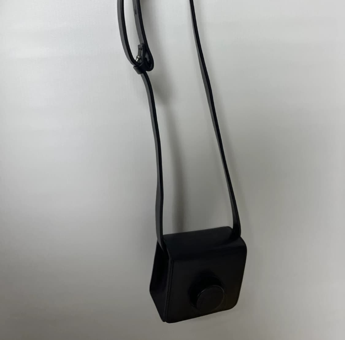 르메르 카메라백 미니 상품이미지1