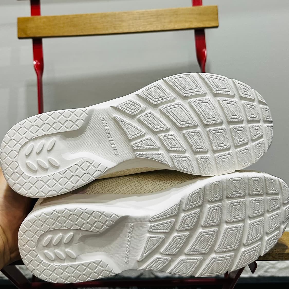 240) 스케쳐스 운동화 여자 여성 신발 다이너마이트 2.0 상품이미지6