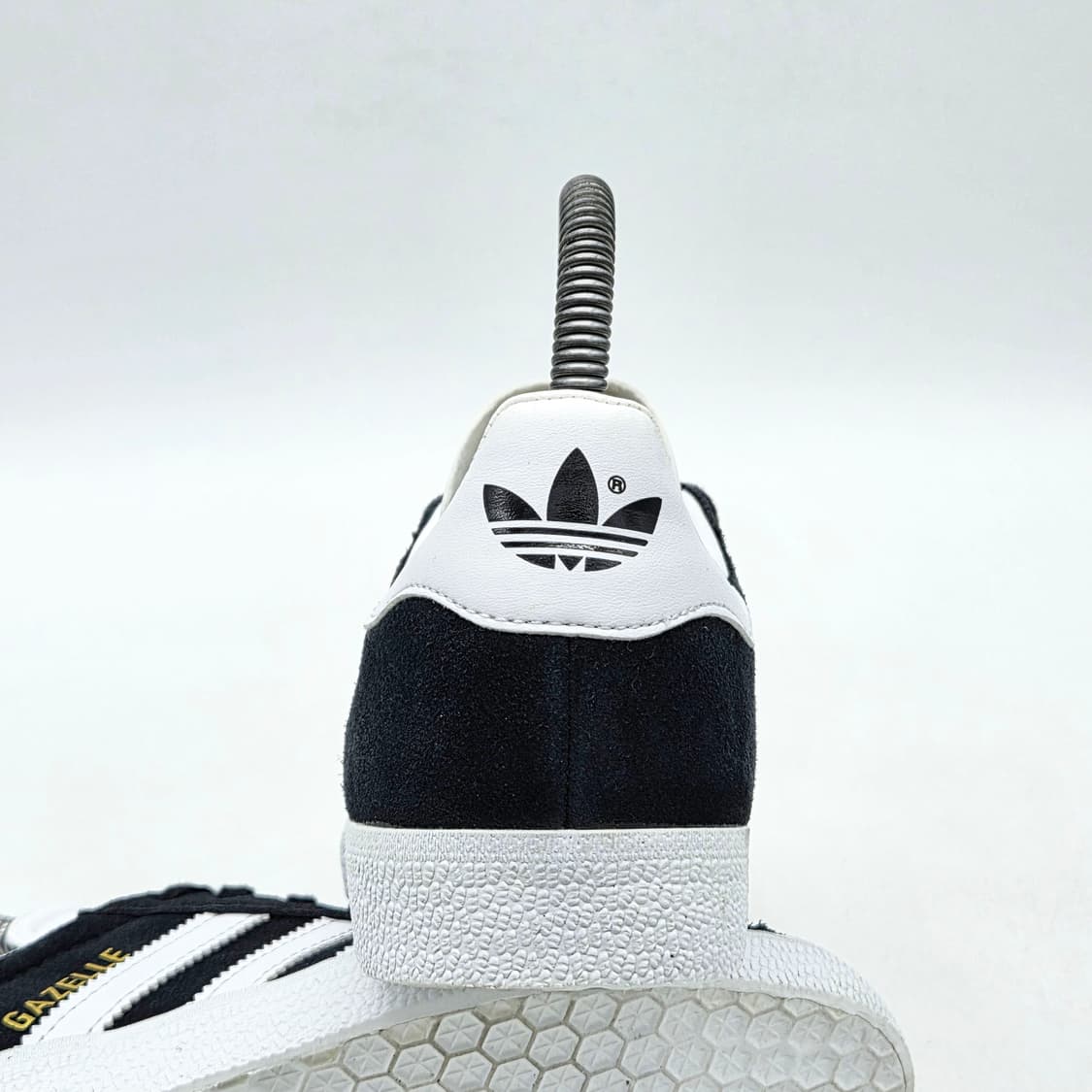 아디다스 가젤 코어 블랙 화이트 (220) 상품이미지2