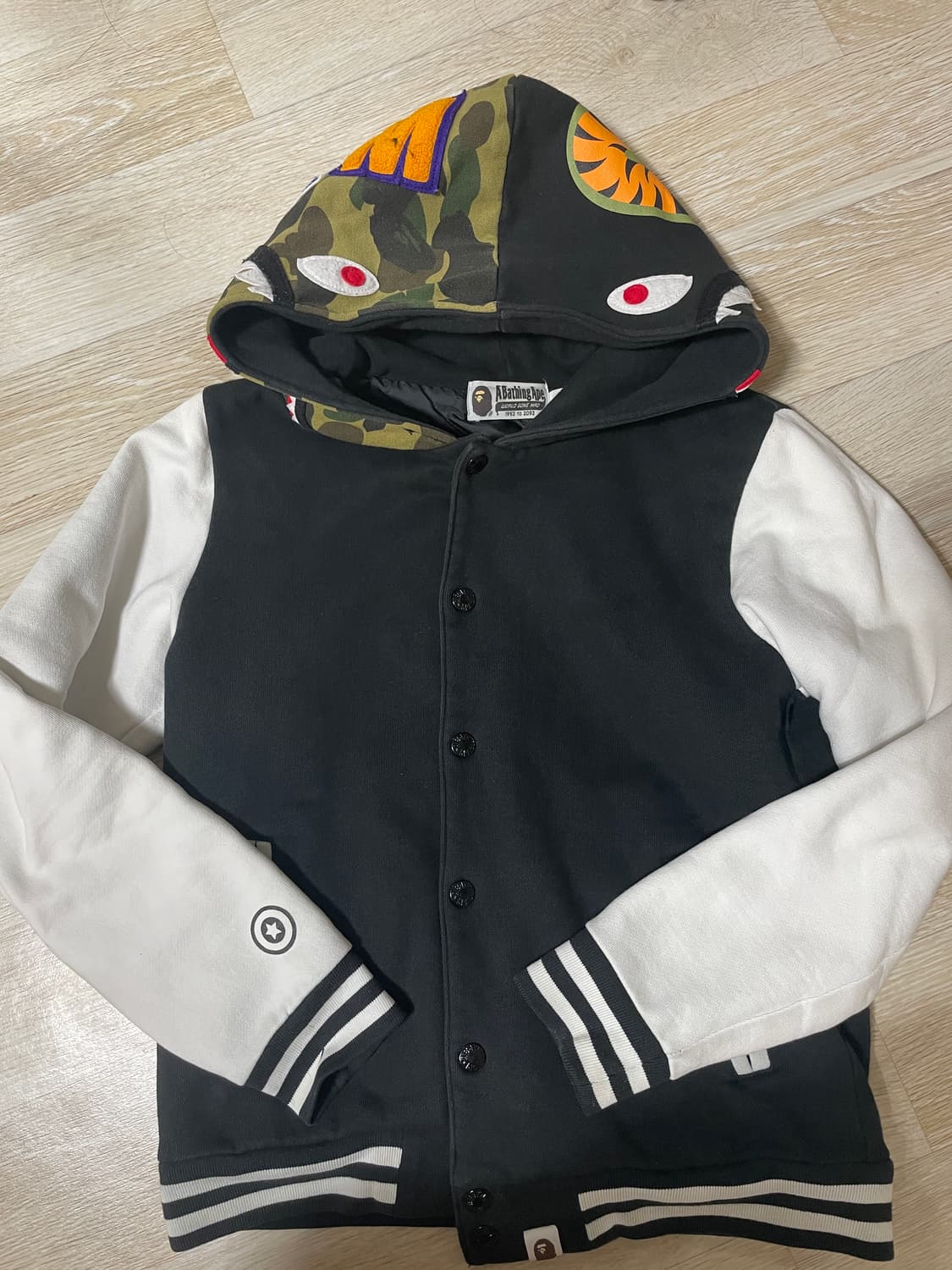 베이프 샤크 바시티 상품이미지1