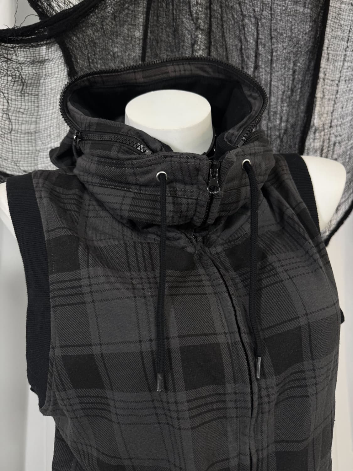 checek hood vest zip up 상품이미지3