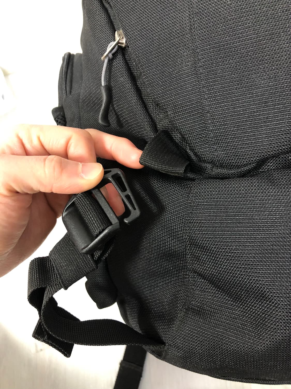 OAKLEY 오클리 드라이 백팩 30L _ 블랙 (~15인치 노트북O) 상품이미지6