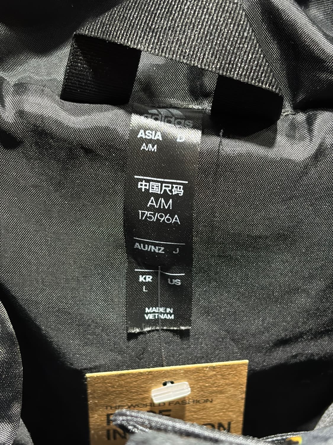 L 아디다스 삼선로고 블랙 후디 패딩 상품이미지6