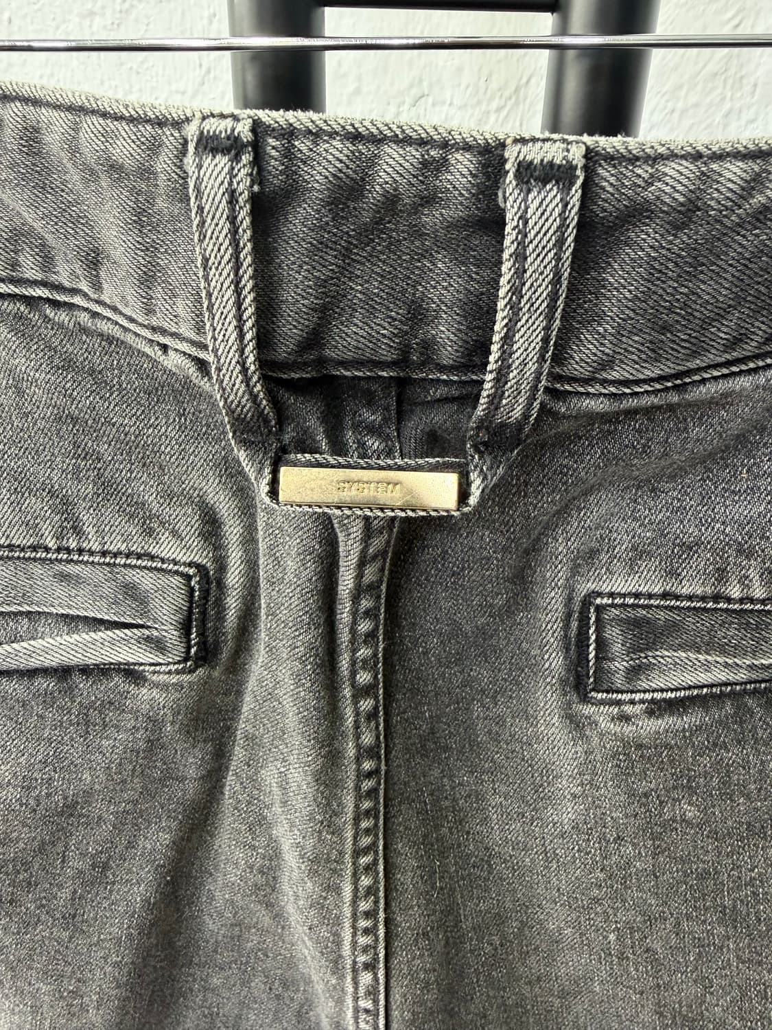 정품) 시스템옴므 한섬 22ss 캐주얼핏 데님 와이드 흑청팬츠 88(34 상품이미지5