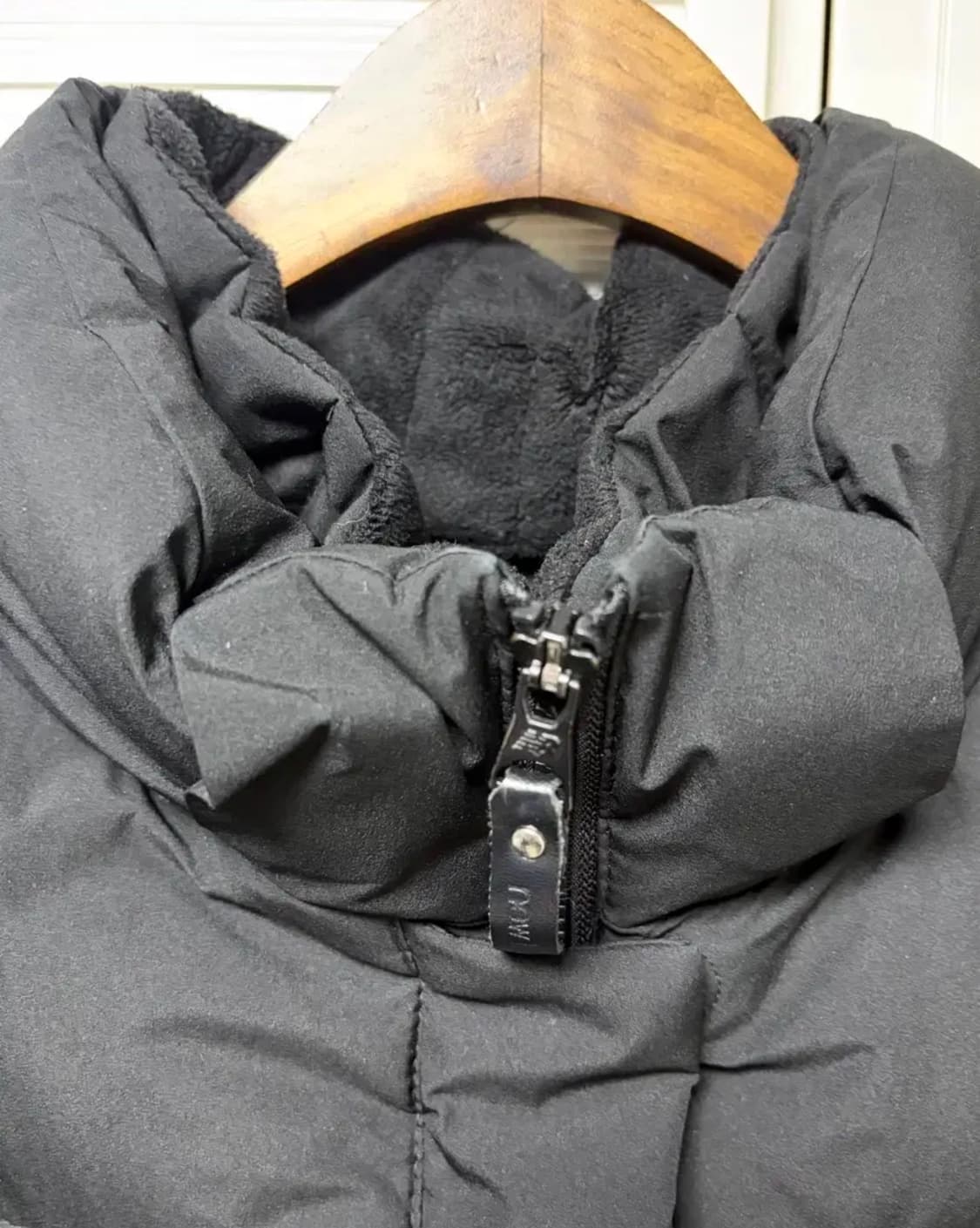 뉴발란스 액티브 쇼츠 다운 블랙 패딩 점퍼 95L 상품이미지3