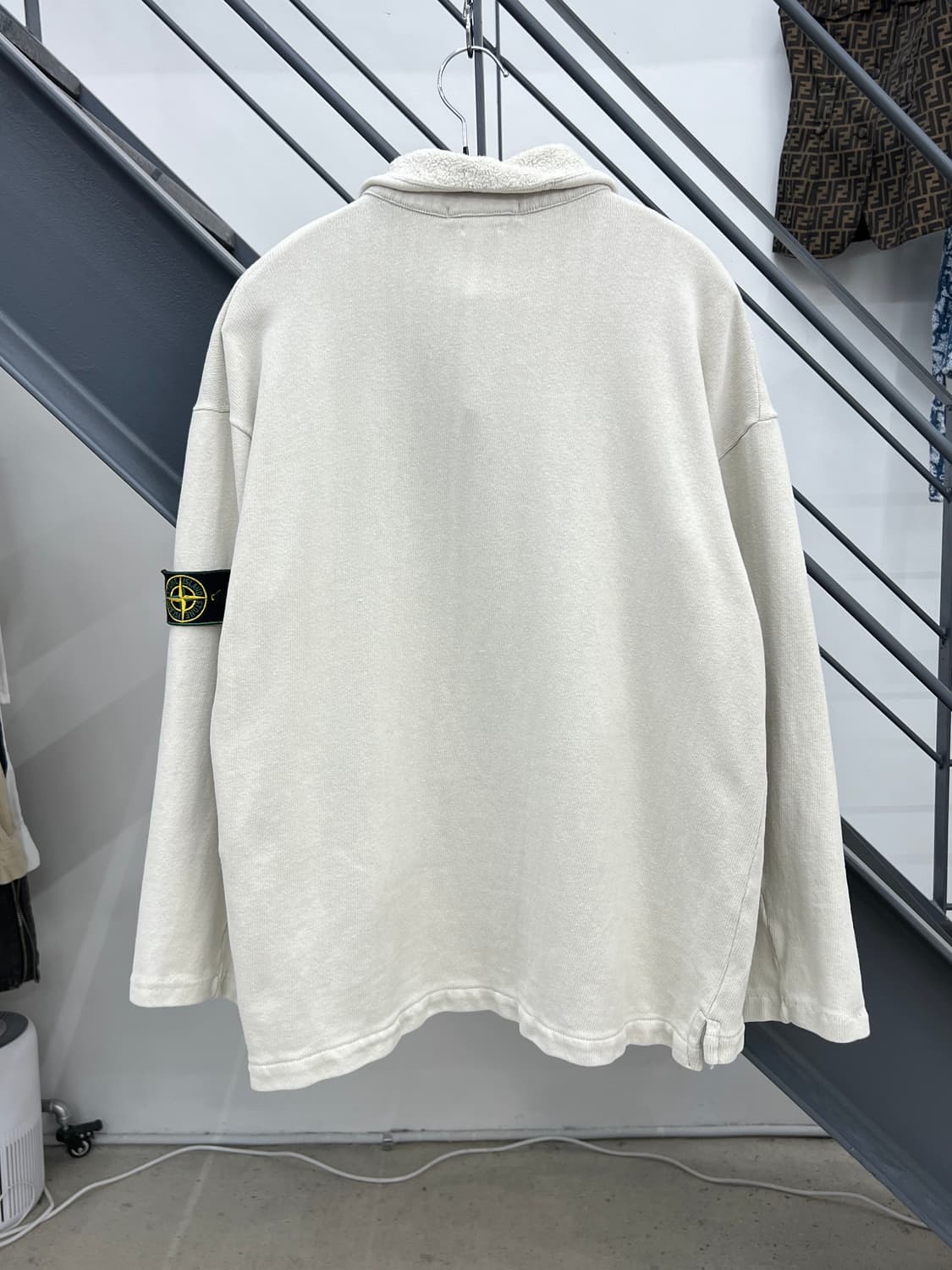 스톤아일랜드 98 AW 플리스 카라 스웻 셔츠 상품이미지4