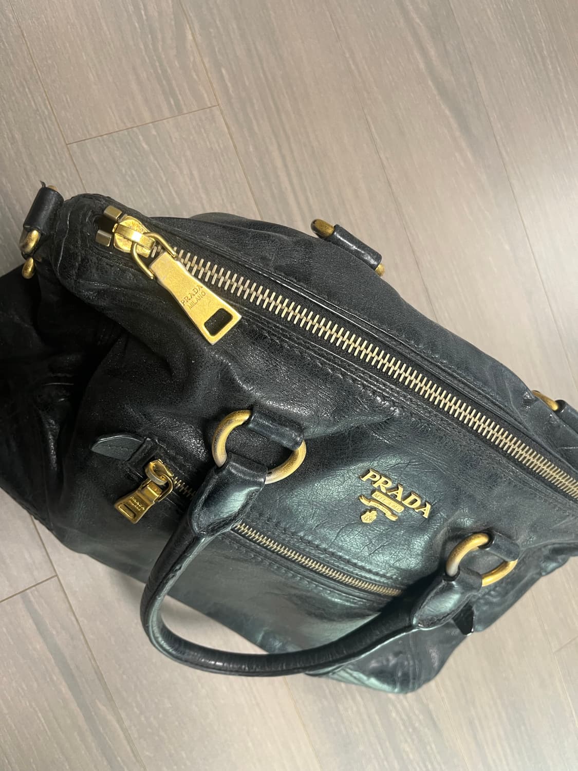 프라다 비텔로 샤인 토트백 상품이미지3